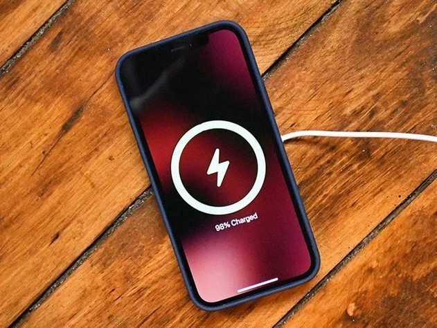 盐源苹果手机维修分享iPhone 12可以随便充电吗 